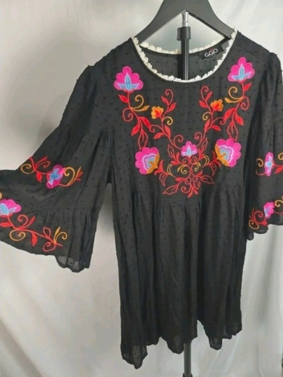 Gigio Tops - GiGio Black Embroidered Floral Peasant Mini
